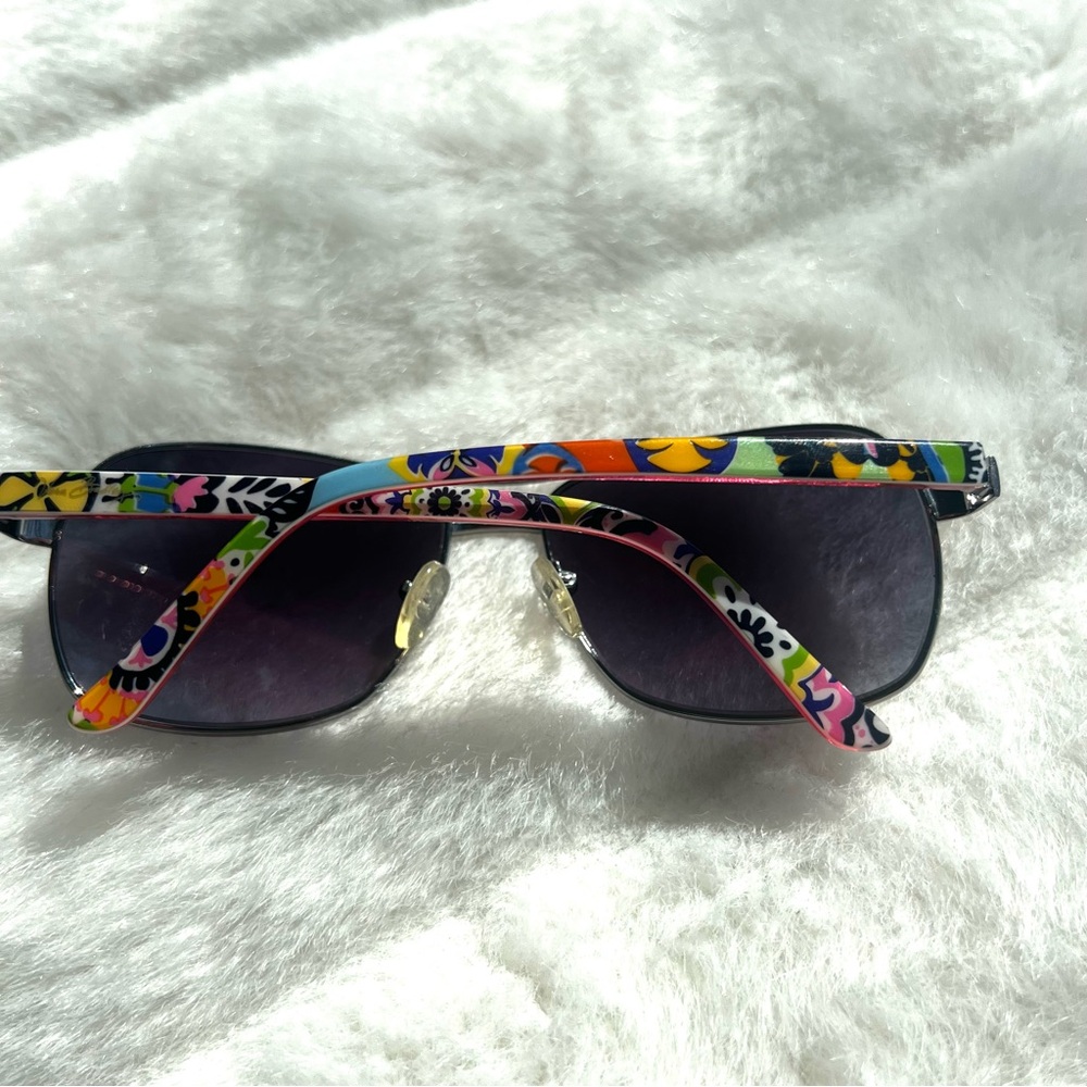 VERA BRADLEY VB AUBREY RIO UV400 130 Sunglasses
